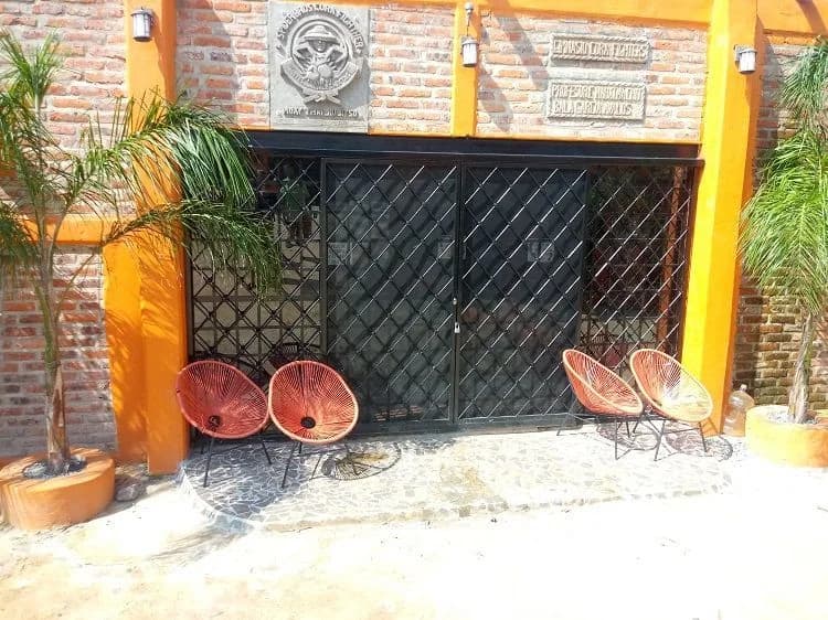 Street entrance to Gimnasio Cora Fighters, Horizon Mexico's community gym