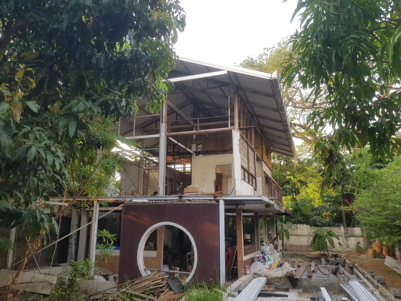 Baan Tam-na Sustainable Home in Sukhumvit, Thailand, project image 2